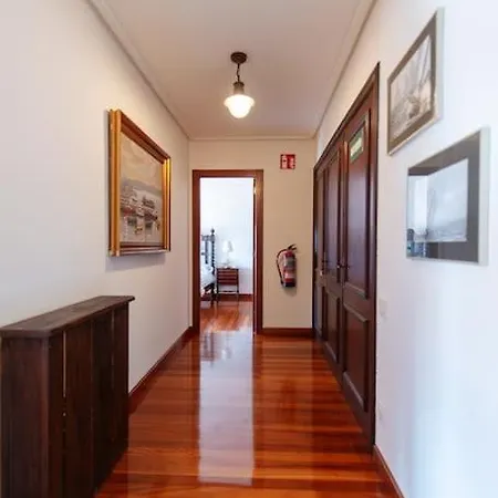 Апартаменти Atico Duplex Puerto Deportivo Хіхон